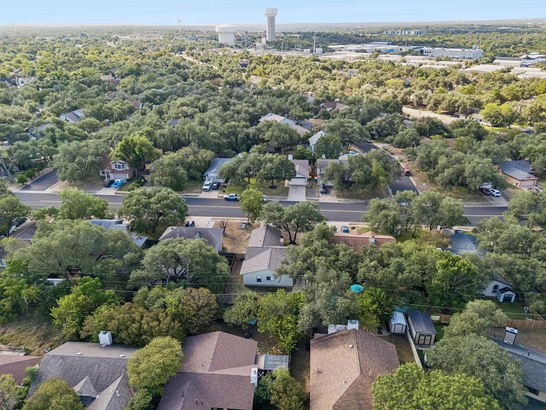 Photo of 1709 Hatch RD