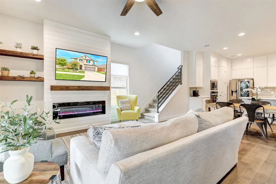 Photo of 2708 Brushwood Meadow