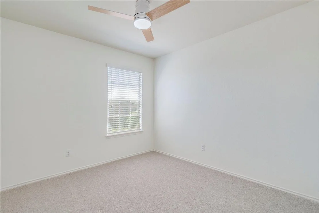 Photo of 186 Sundown Ave
