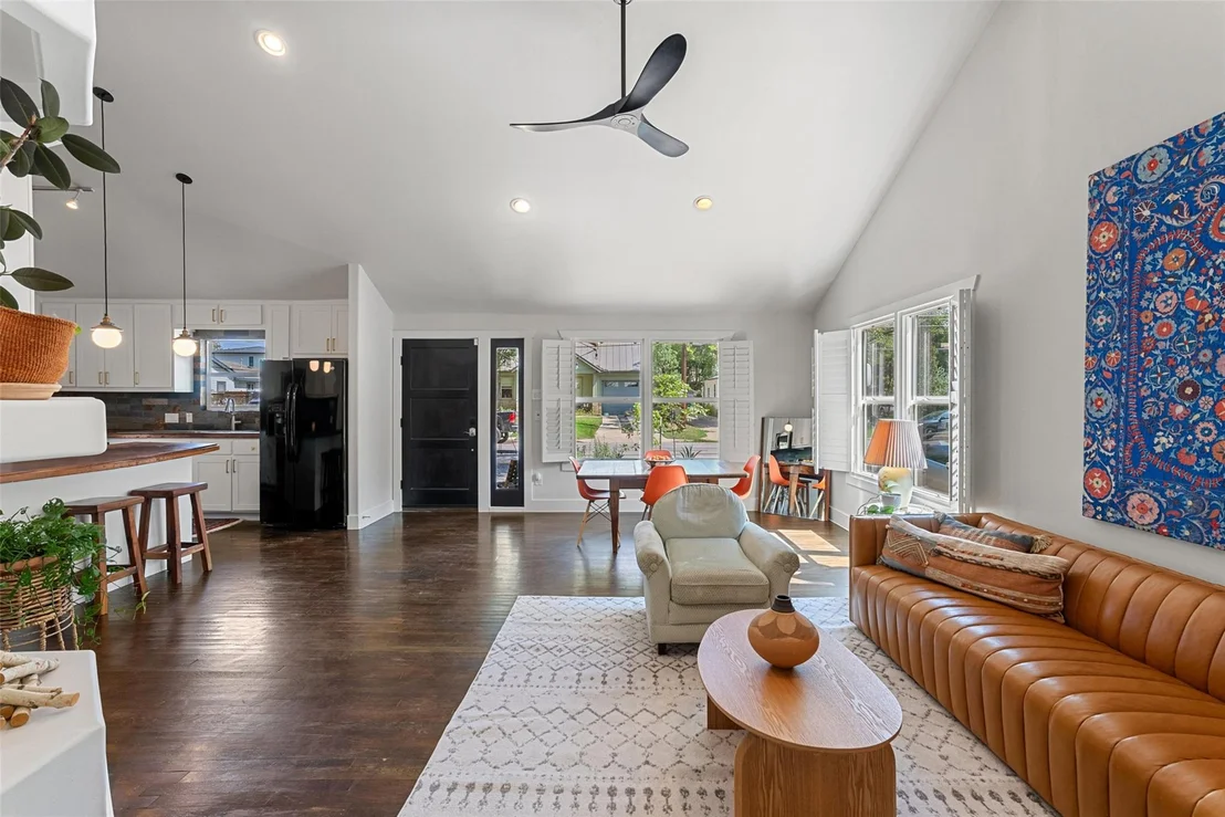 Photo of 1711 Payne Ave