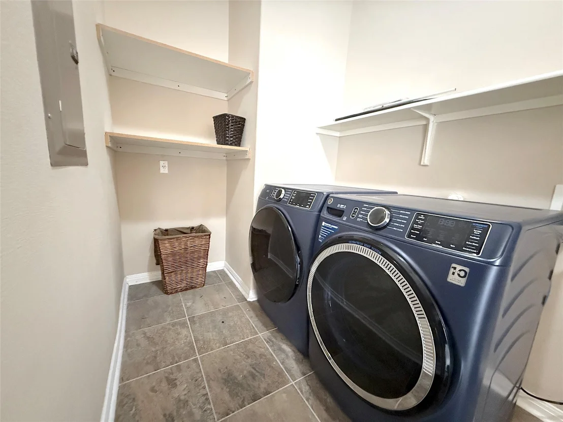 Photo of 14936 Thatcher DR