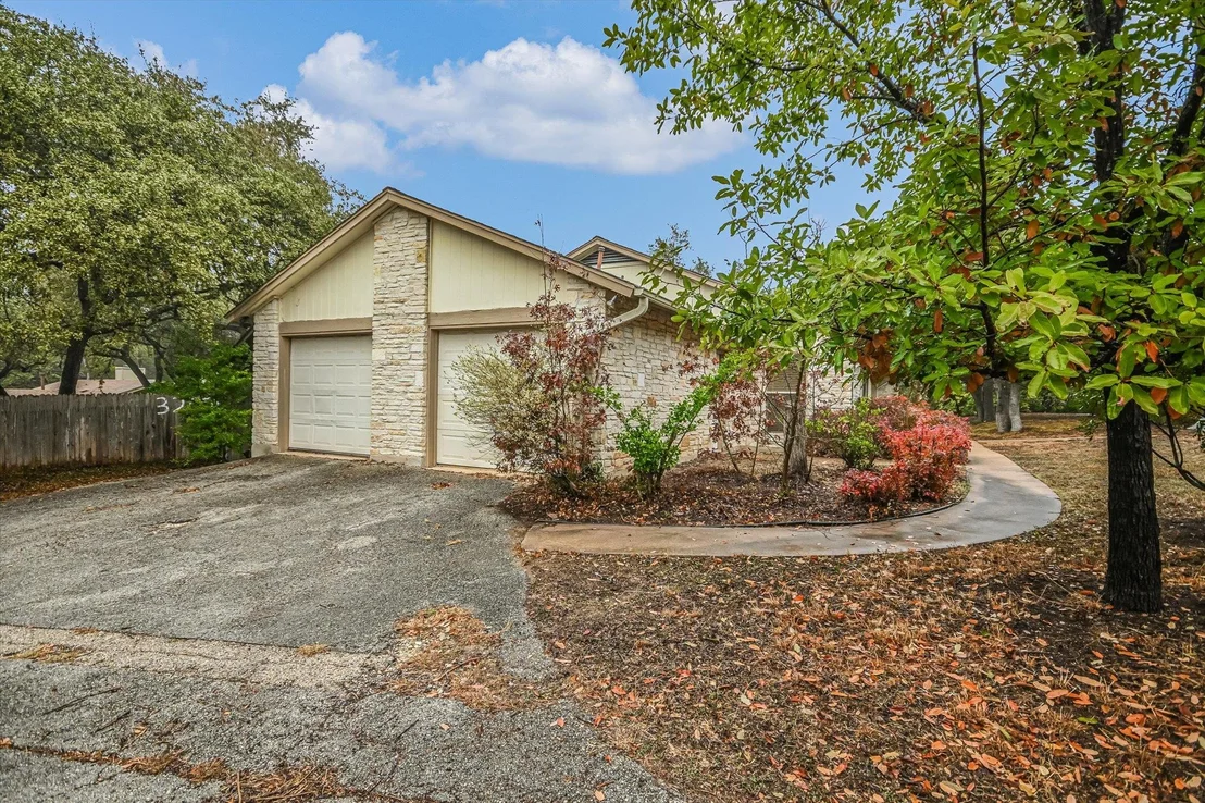Photo of 3207 Eanes Circle CIR