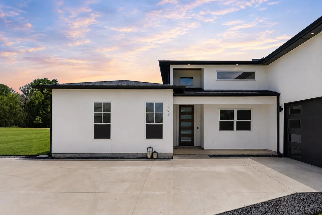 Photo of 307 Chisholm TRL