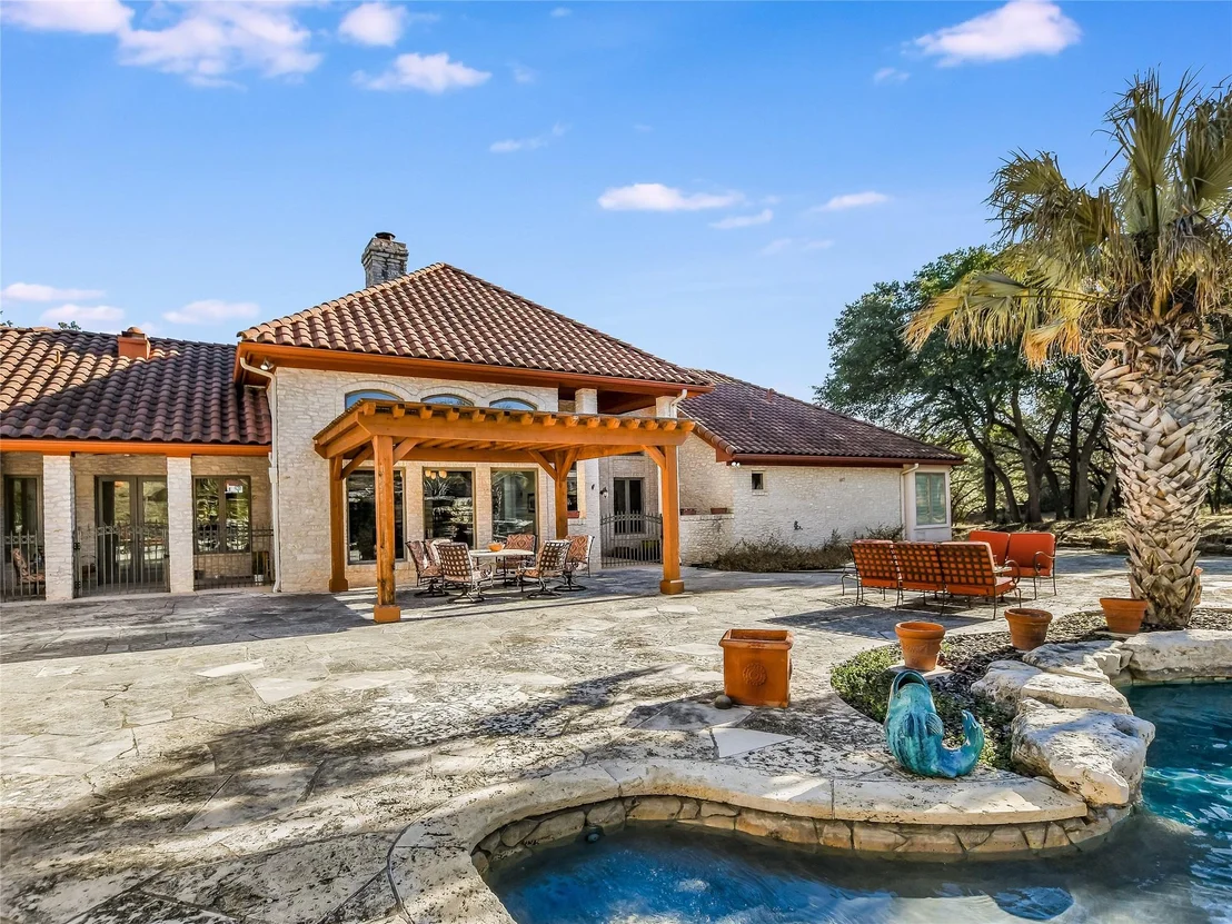 Photo of 25909 Hamilton Pool RD