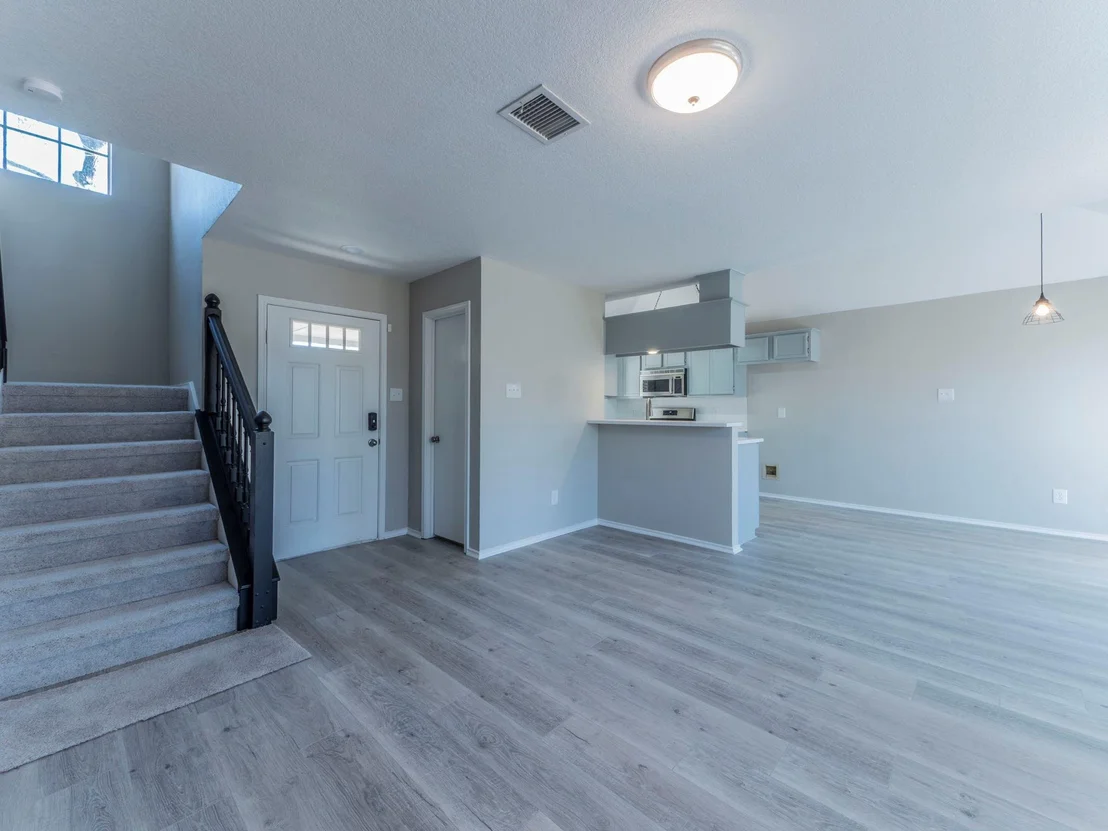 Photo of 1807 Parkwood DR