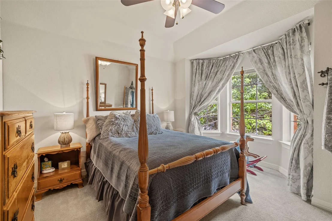 Photo of 100 S Ridge CIR