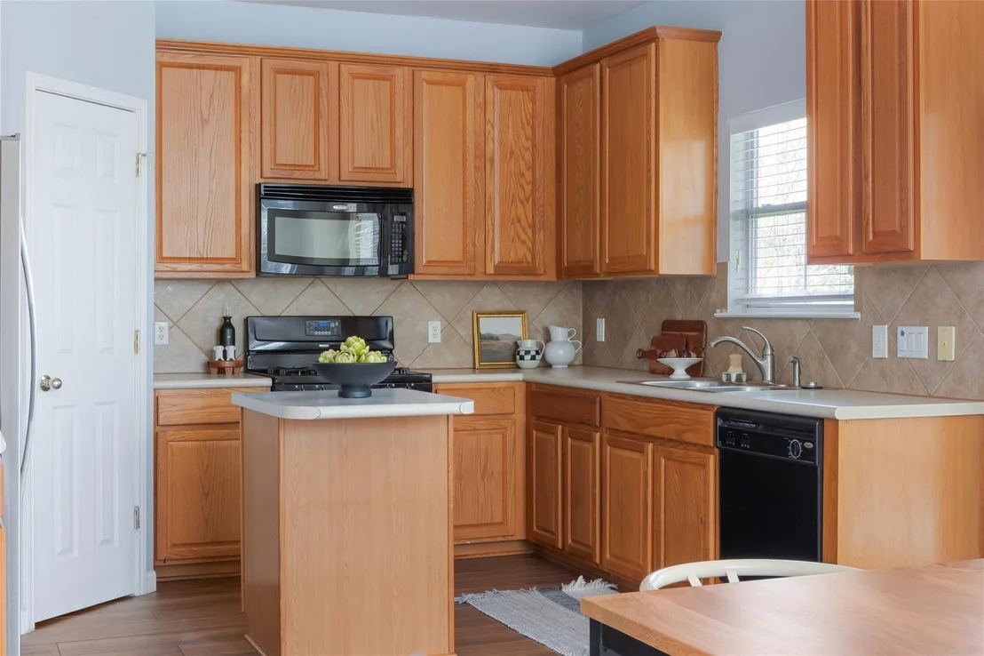 Photo of 3100 Lynnbrook DR