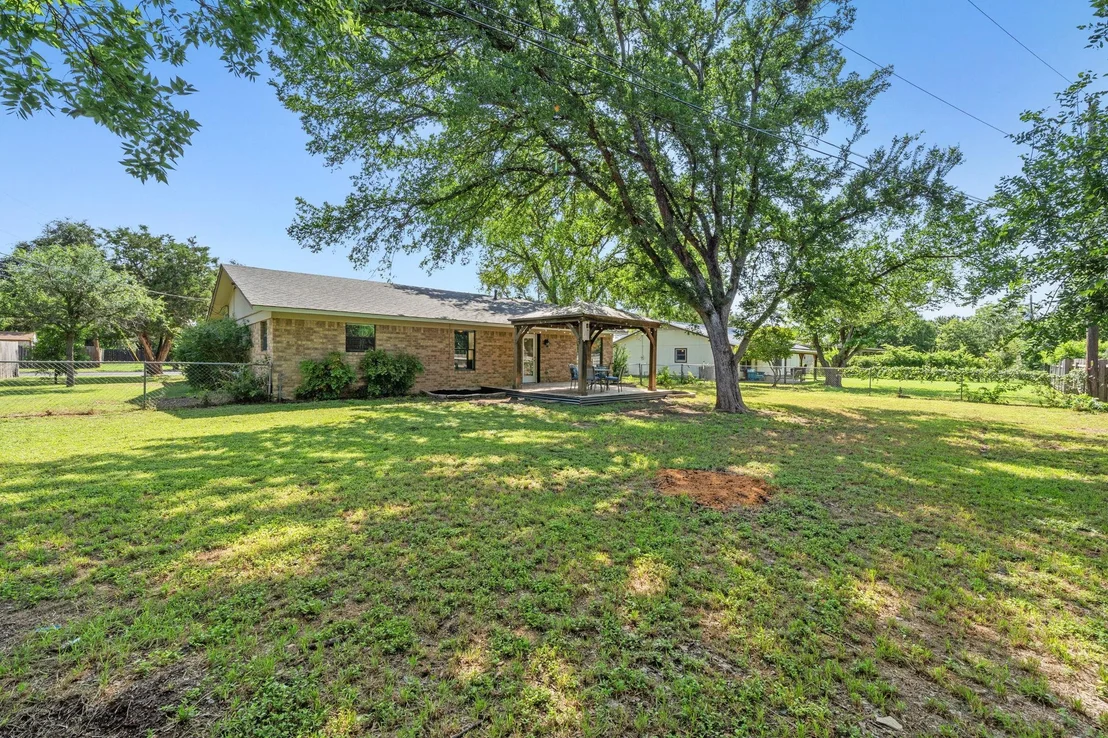 Photo of 2702 Parker DR