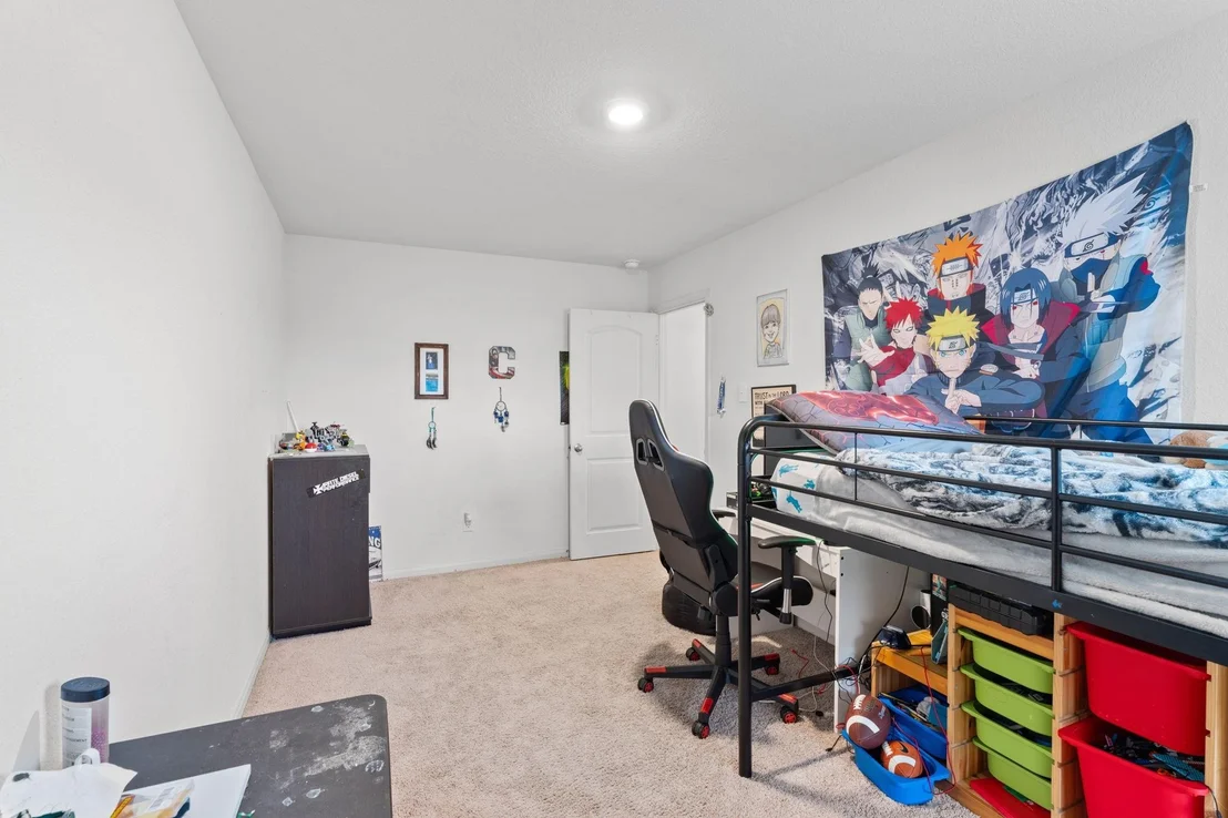 Photo of 337 Crescent Park DR