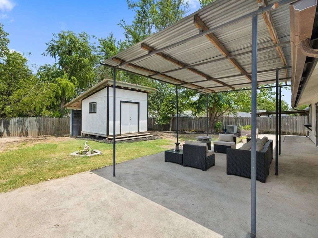 Photo of 7004 Twisted Oaks DR