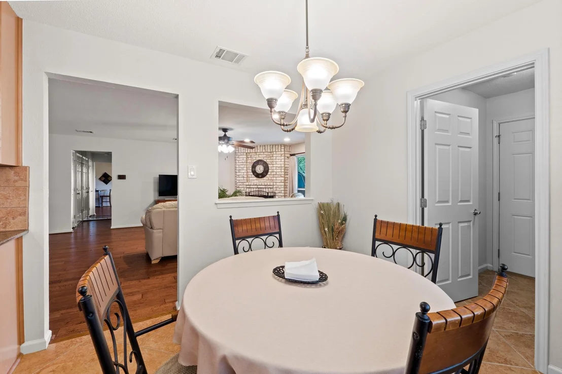 Photo of 4107 Columbine DR