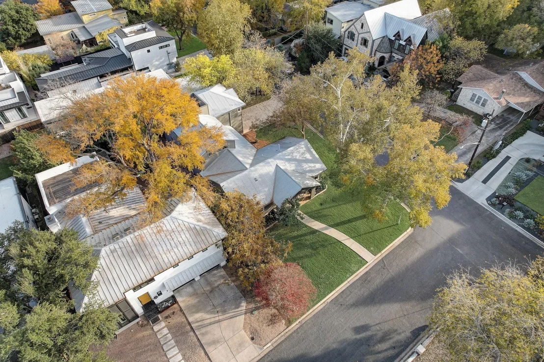 Photo of 1411 Burford PL