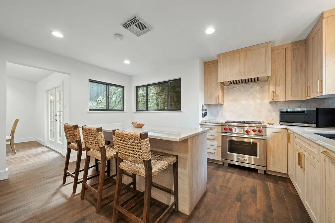 Photo of 811 Rutherford PL