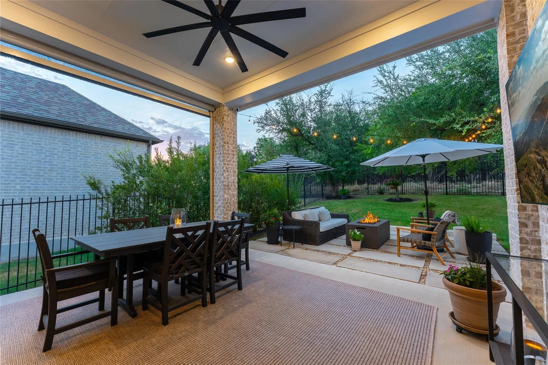 Photo of 838 Pear Tree LN