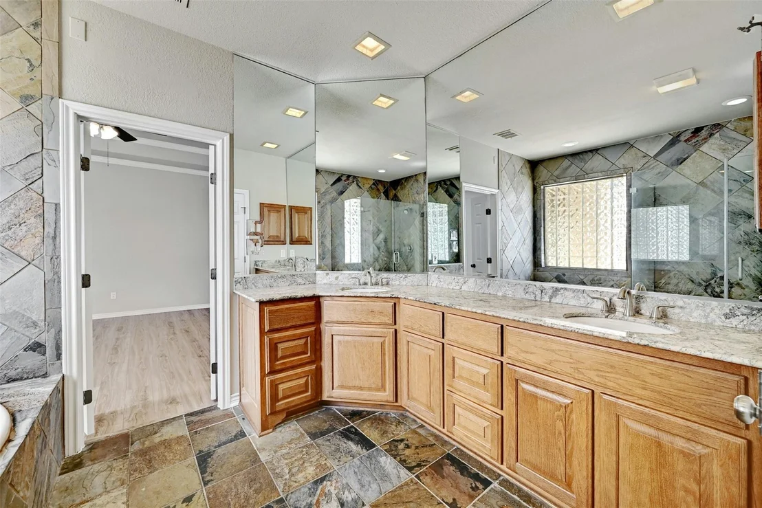 Photo of 1300 Little Bear RD