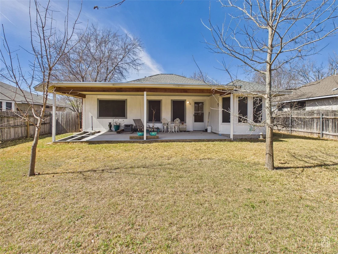 Photo of 600 Clearcreek DR