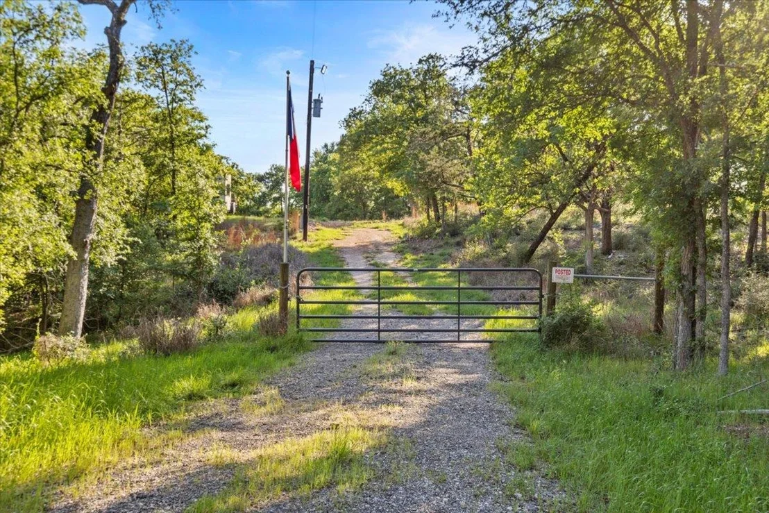 Photo of 231 Hoffman RD