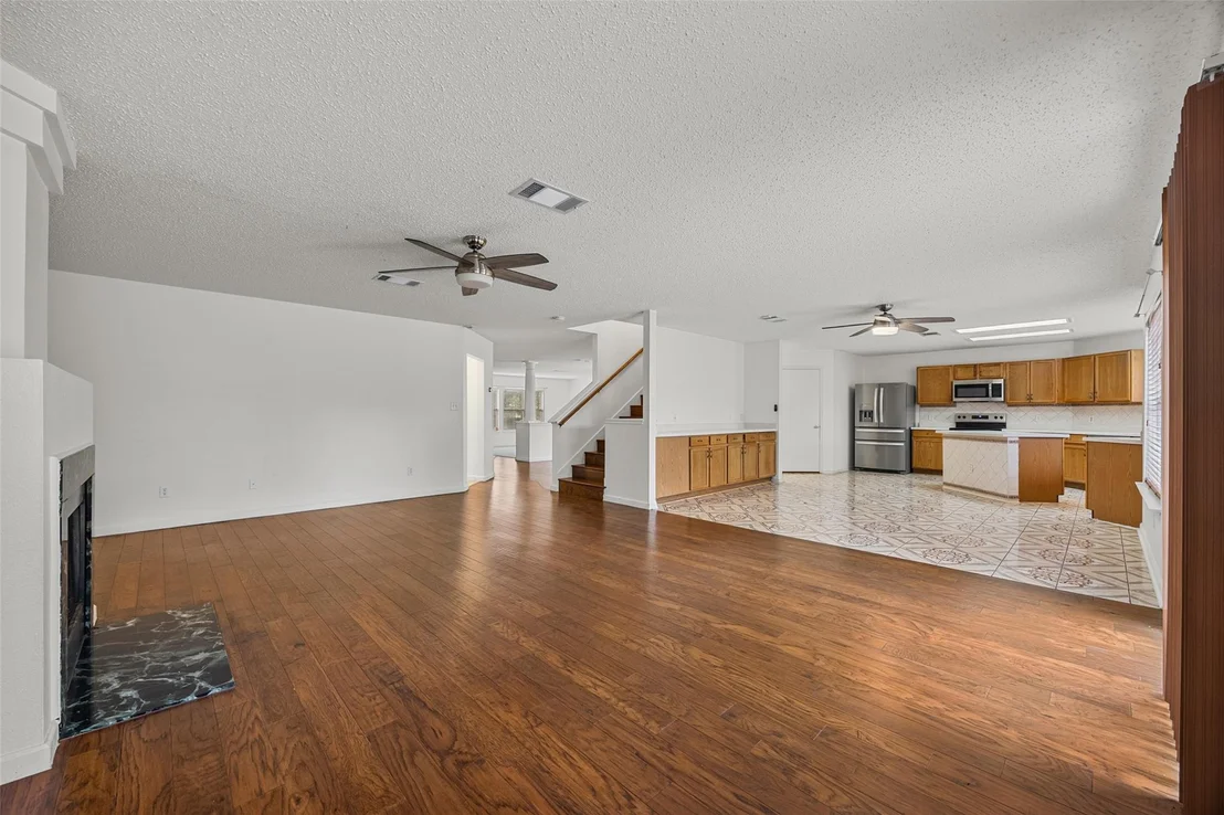 Photo of 805 Catumet DR