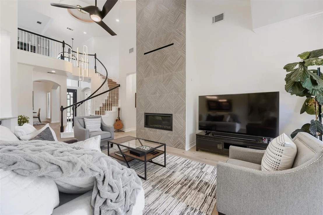 Photo of 3979 River Place BLVD