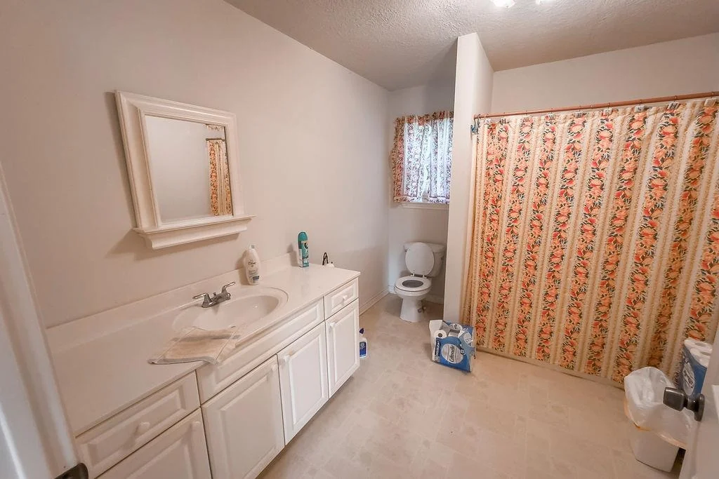 Photo of 21 Anderson LN