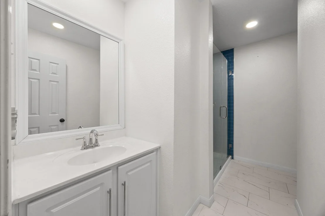 Photo of 1516 Lorson LOOP