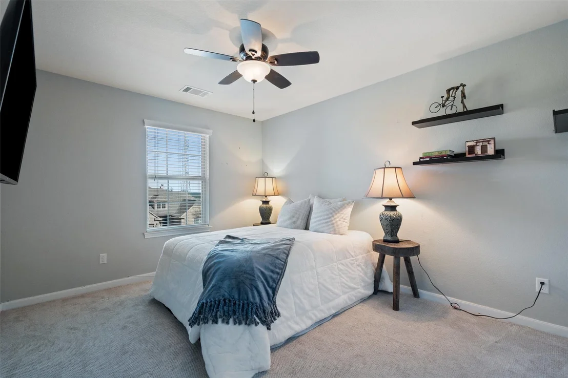 Photo of 302 Bellagio DR