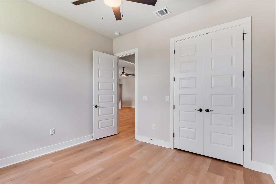 Photo of 115 Draper LN