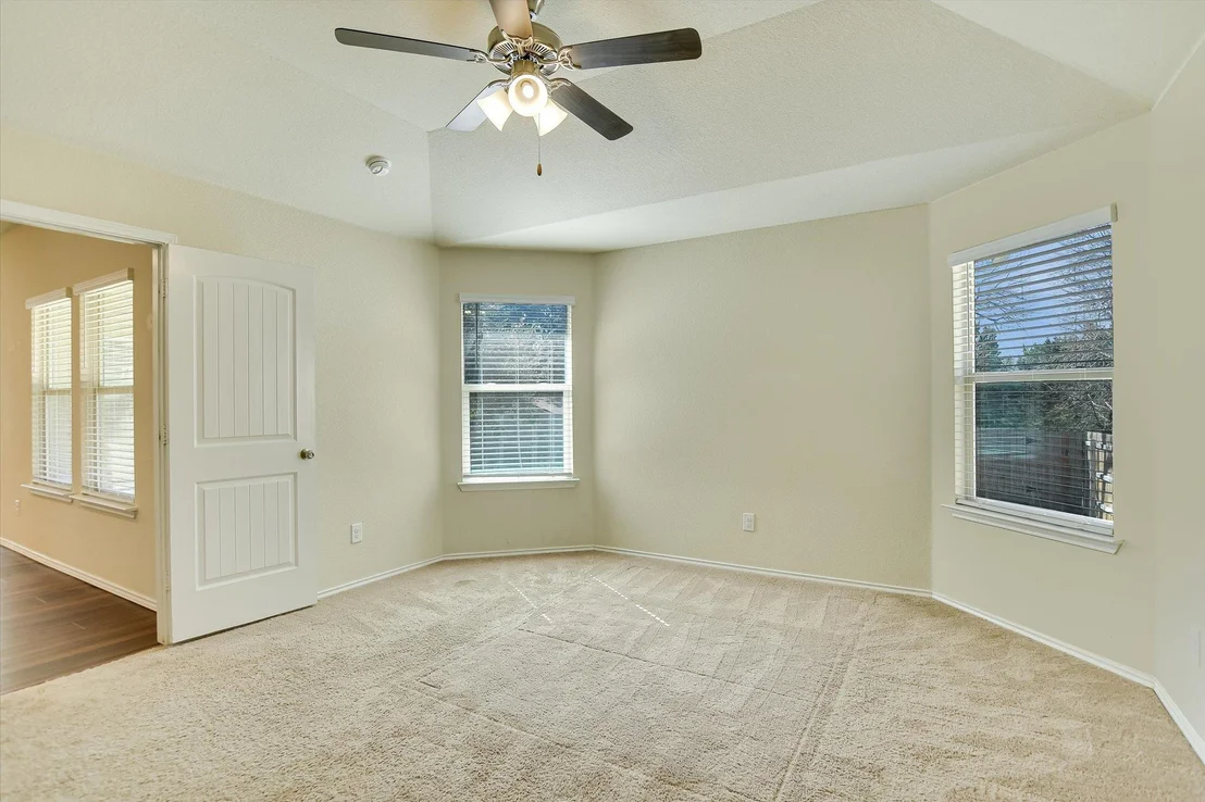Photo of 4805 Rosaline DR