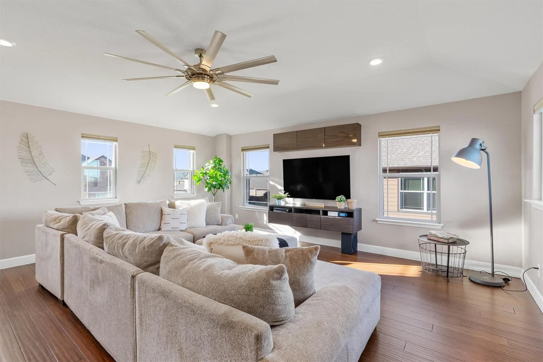 Photo of 1055 Toltec TRL