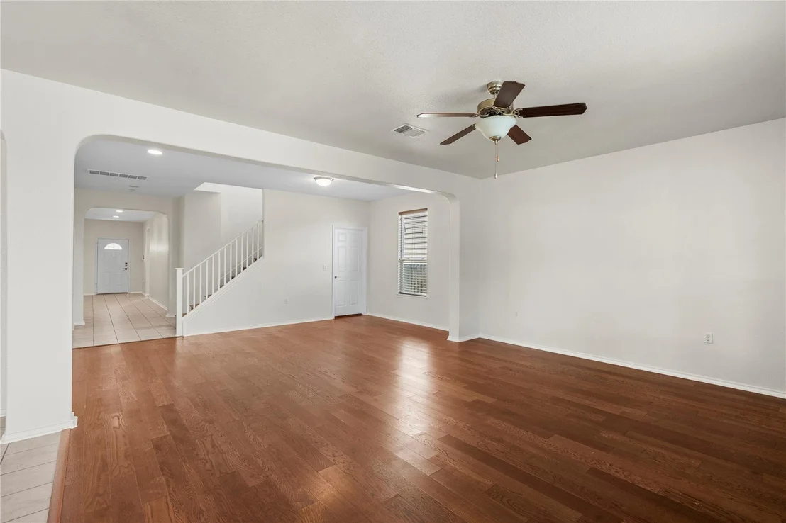 Photo of 8613 Capitol View DR