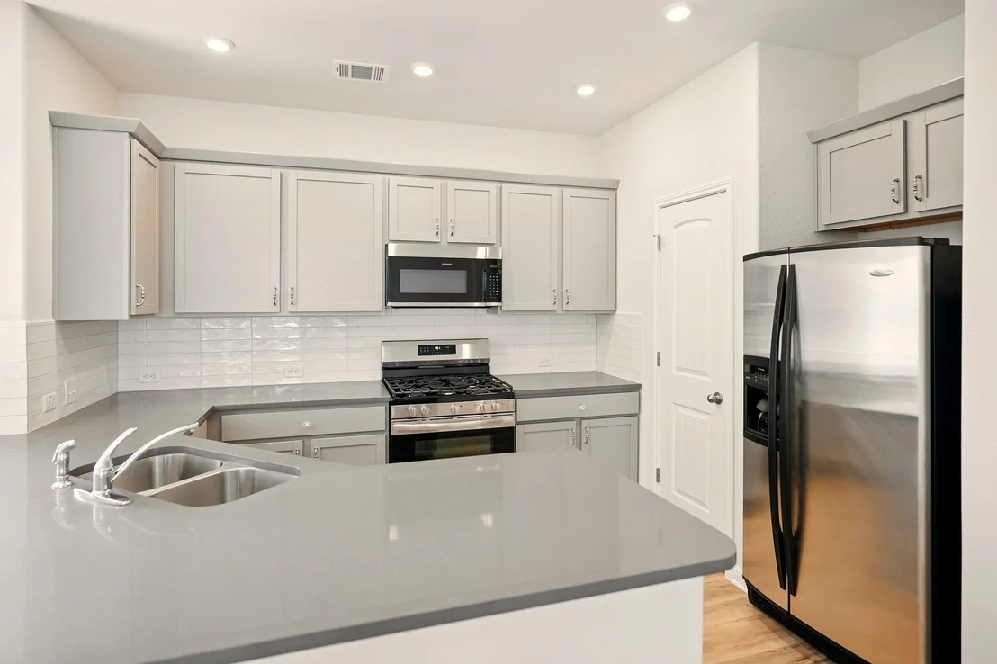 Photo of 210 Weaver LN