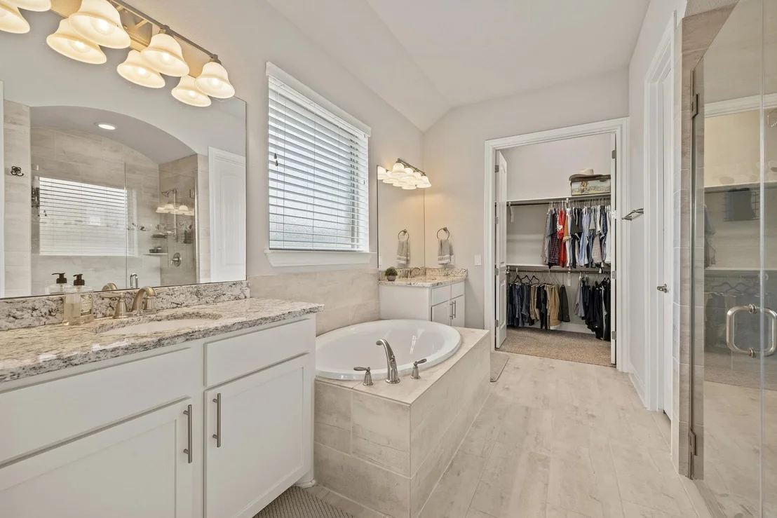 Photo of 218 Escarpment WAY