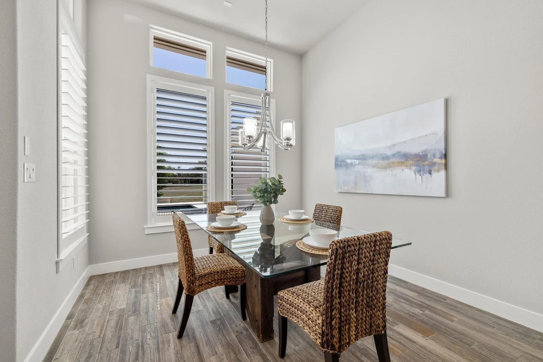 Photo of 221 Highland Oaks