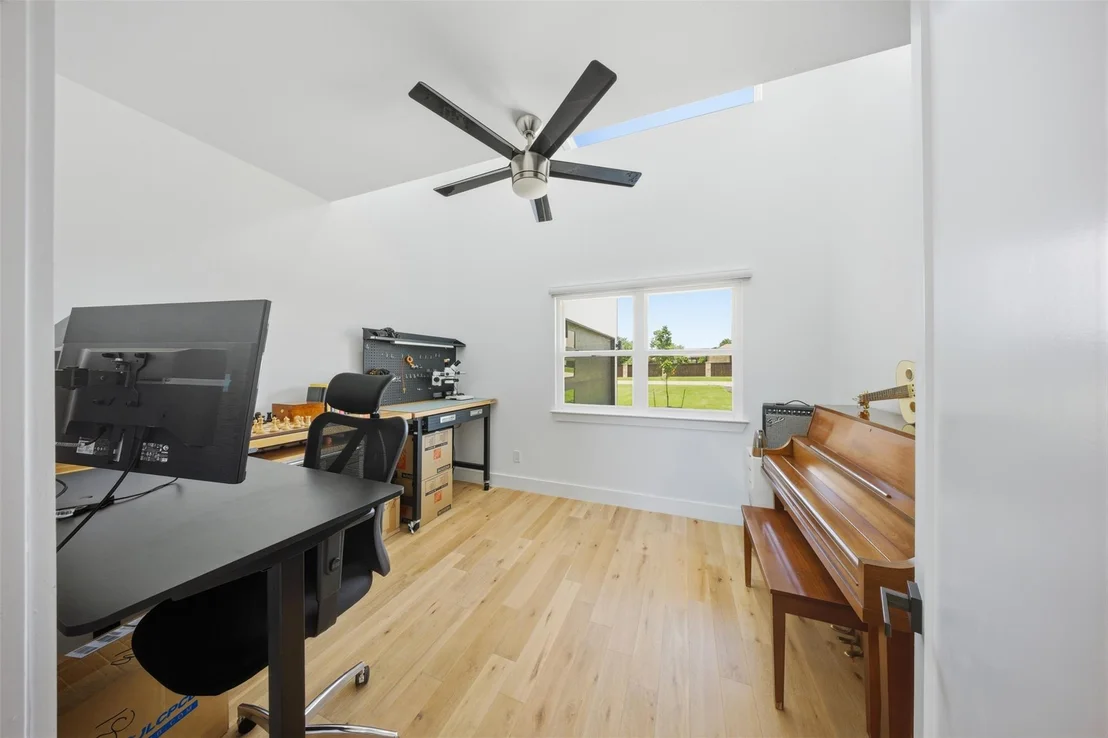 Photo of 307 Chisholm TRL