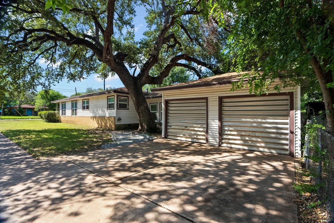 Photo of 4500 Merle DR