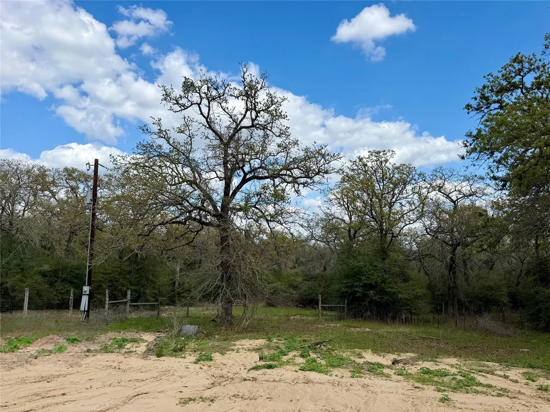 Photo of 3950 Private Road 2015