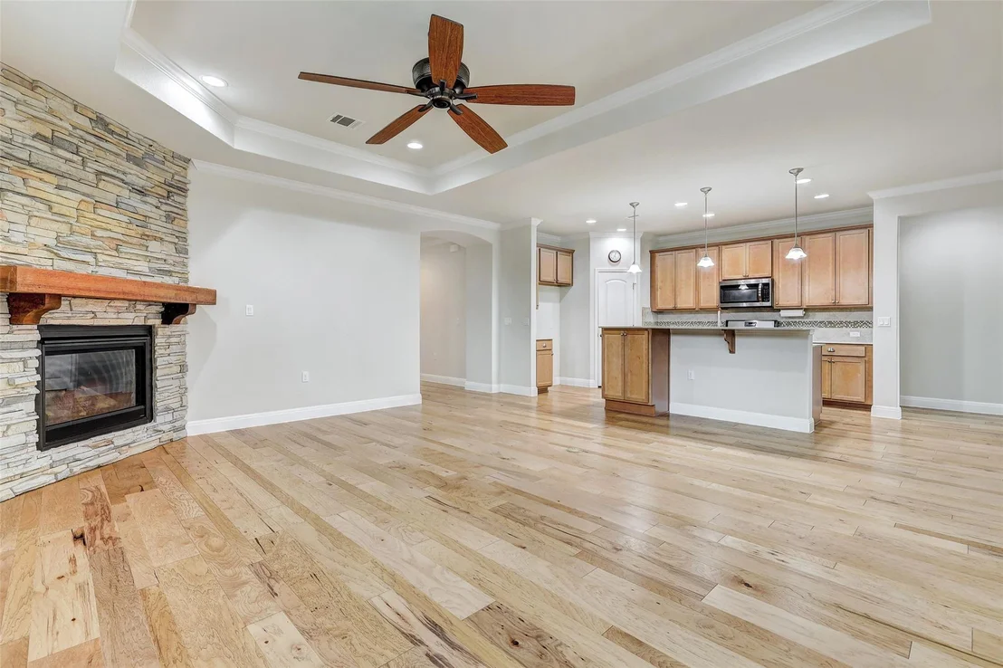 Photo of 2 Acacia WAY