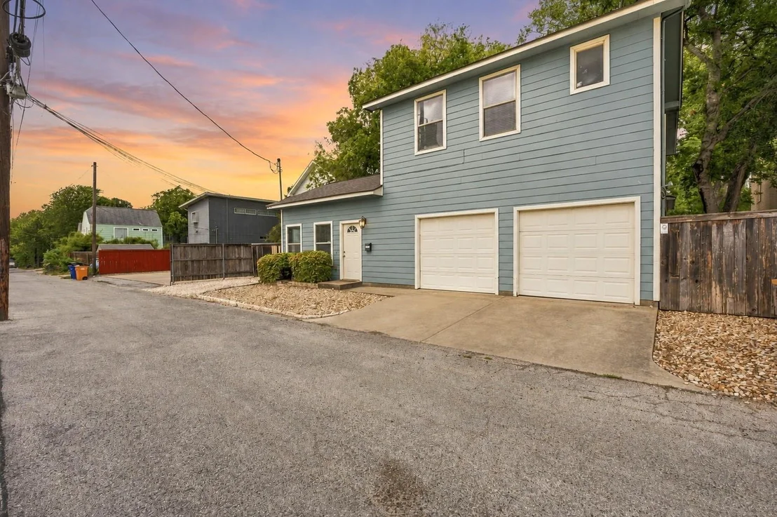 Photo of 4519 Depew Ave