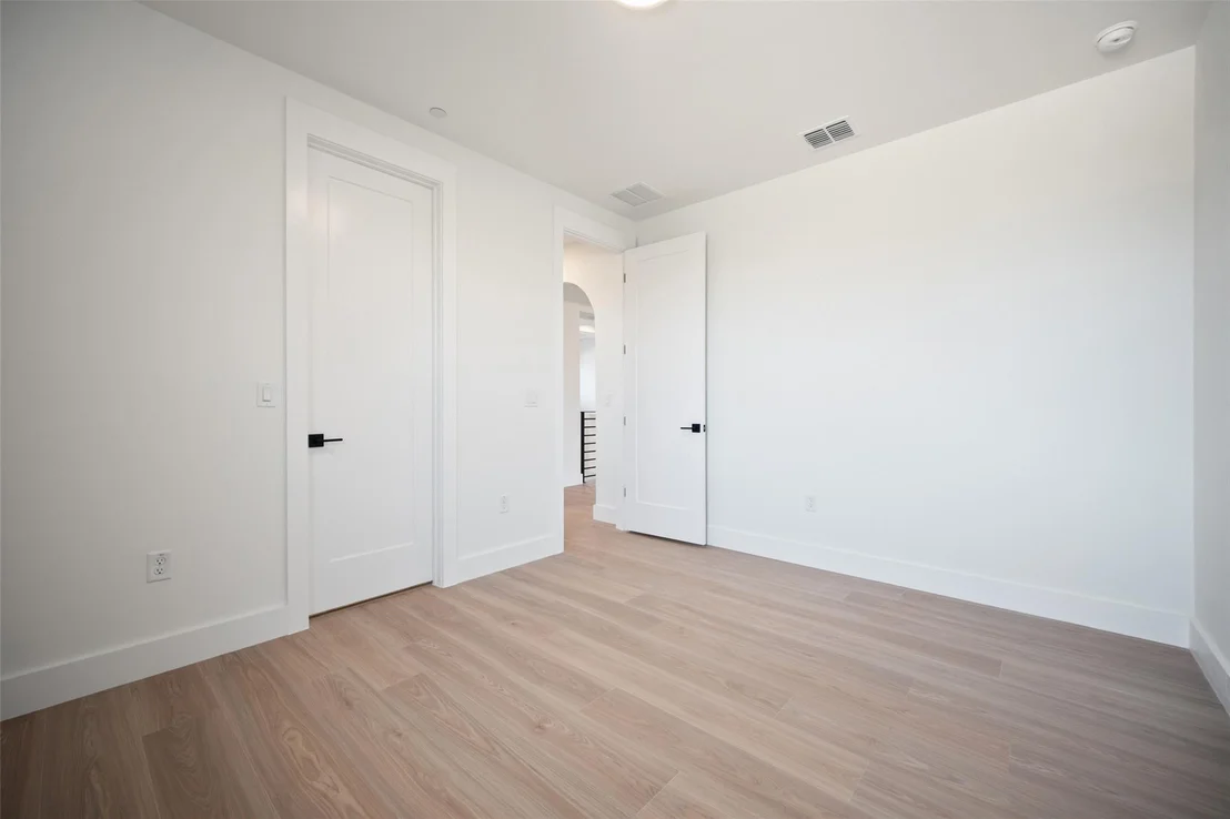 Photo of 10105 Cressida Bend