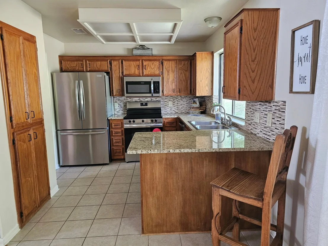 Photo of 1202 Bowen Ave
