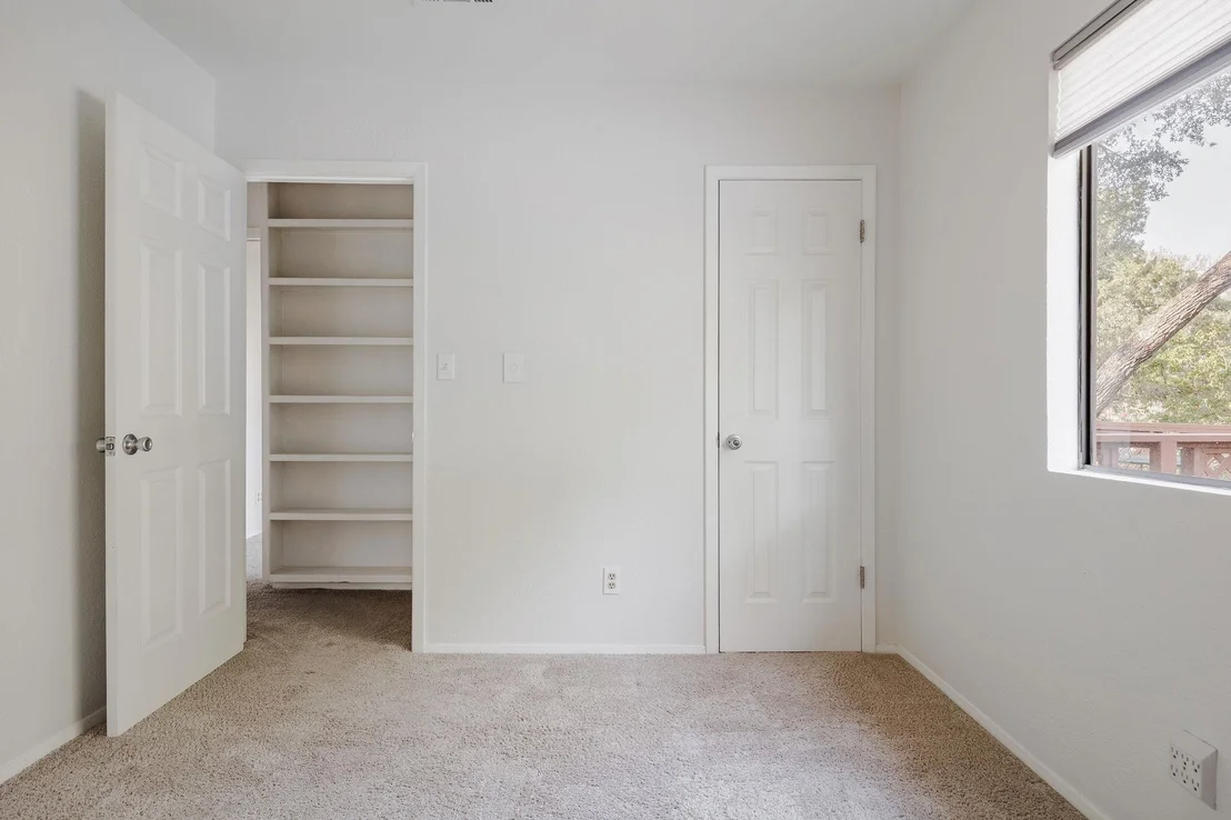 Photo of 7806 Beauregard CIR