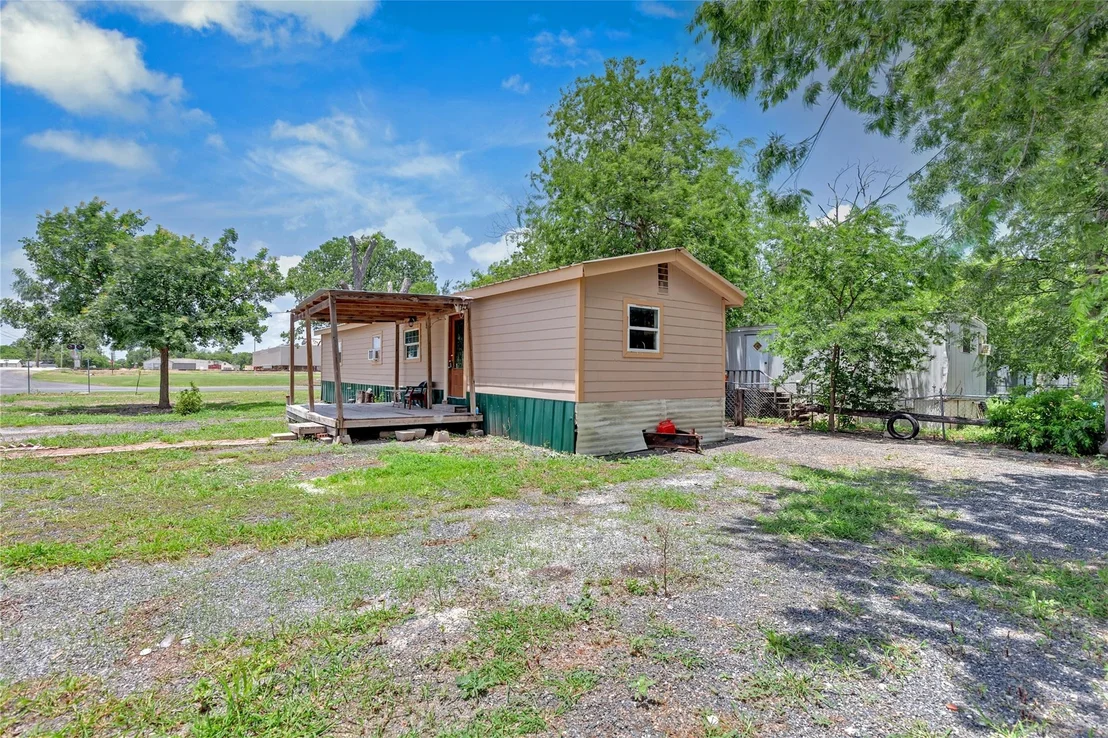 Photo of 101 E Ash ST