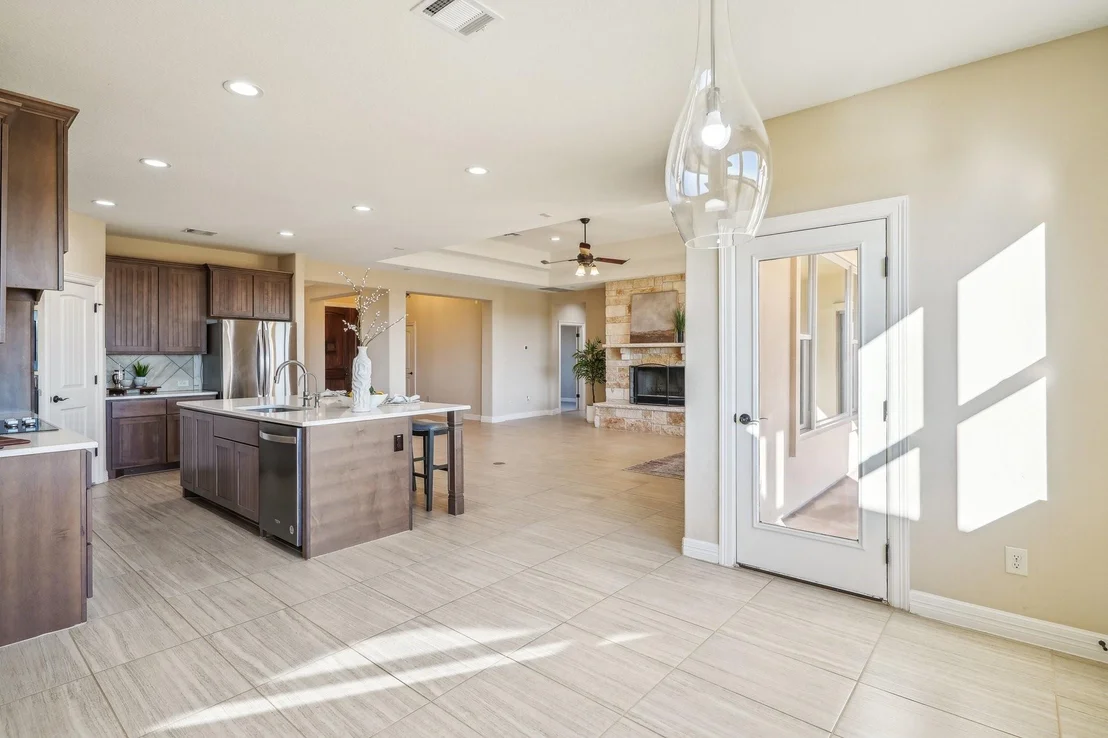 Photo of 1905 Ballinger DR