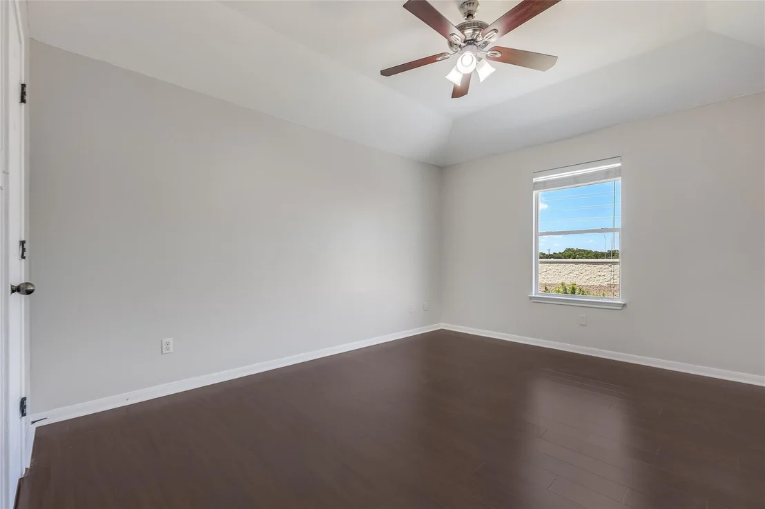 Photo of 916 Abbeyglen Castle DR
