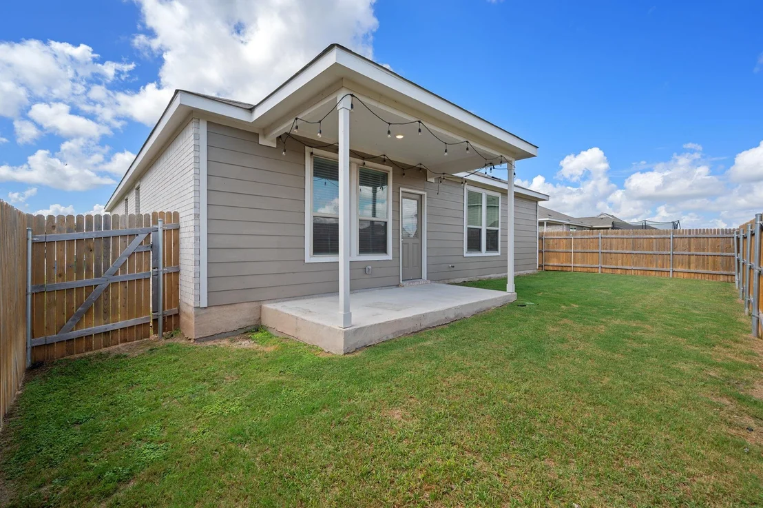 Photo of 241 Pivot DR