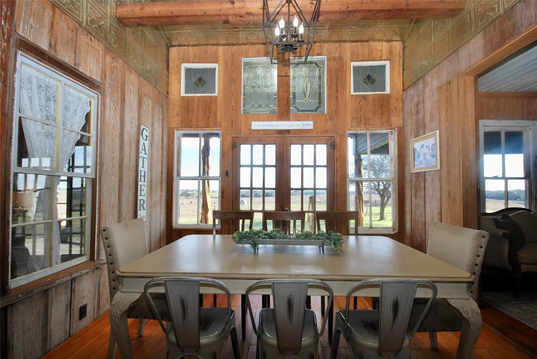 Photo of 4228 County Road 256
