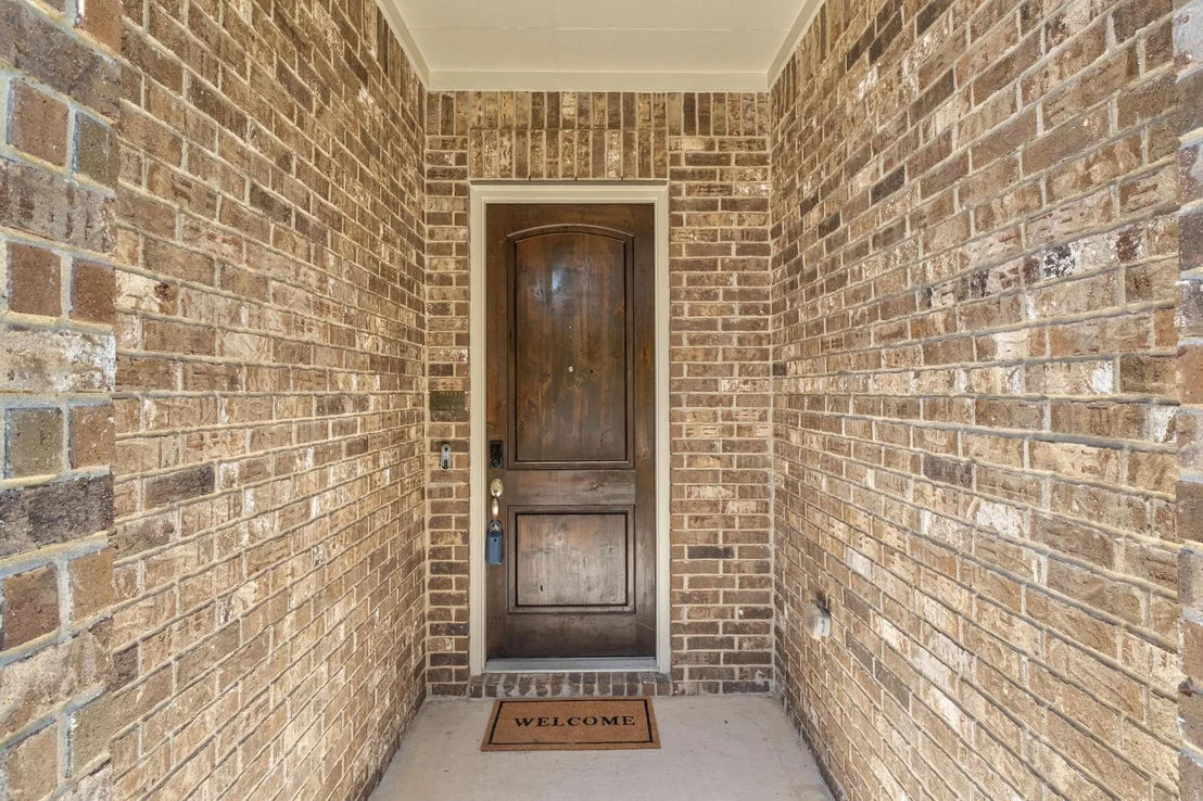 Photo of 21612 Hines LN