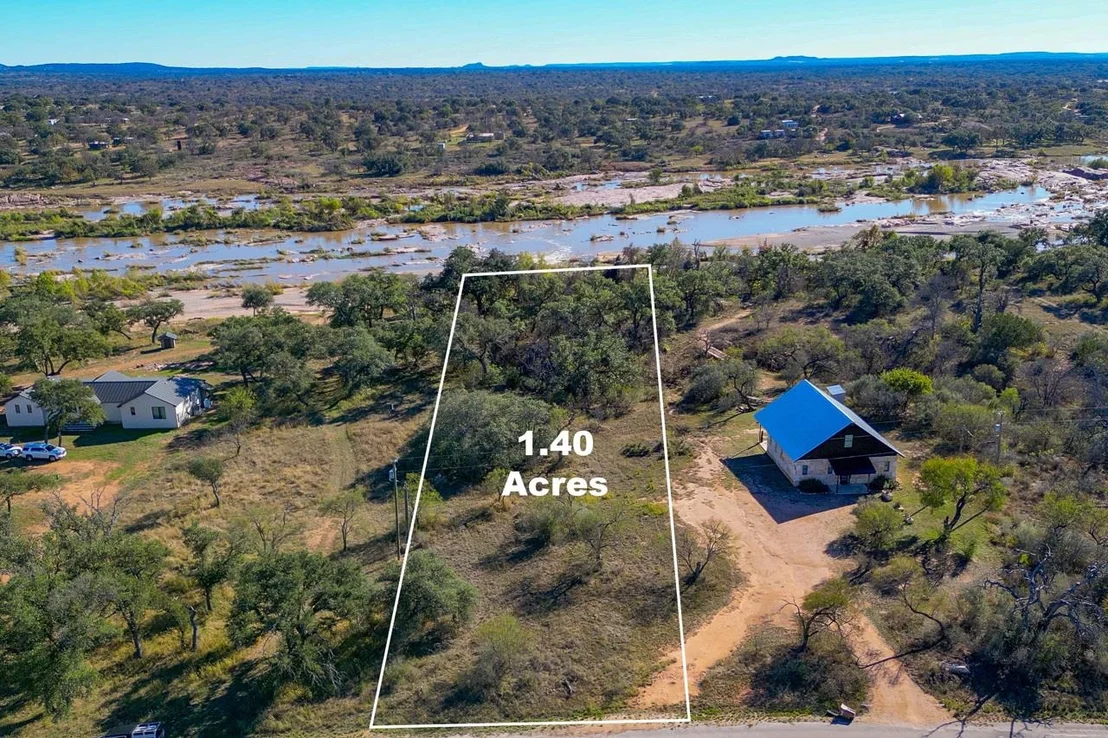 Photo of 104 County Road 104 RD