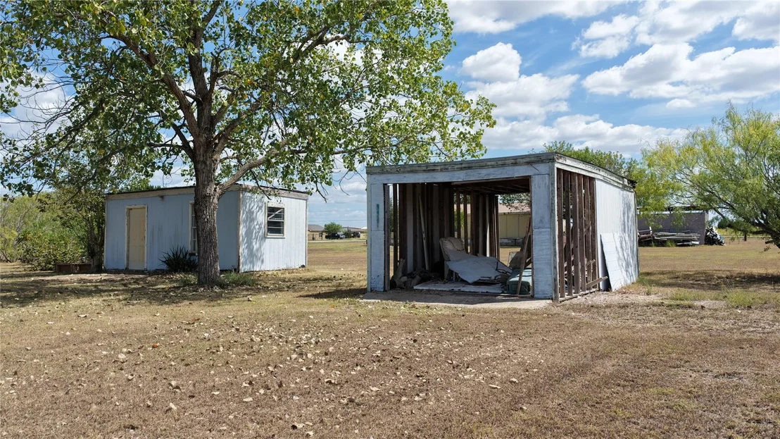 Photo of 195 City View DR