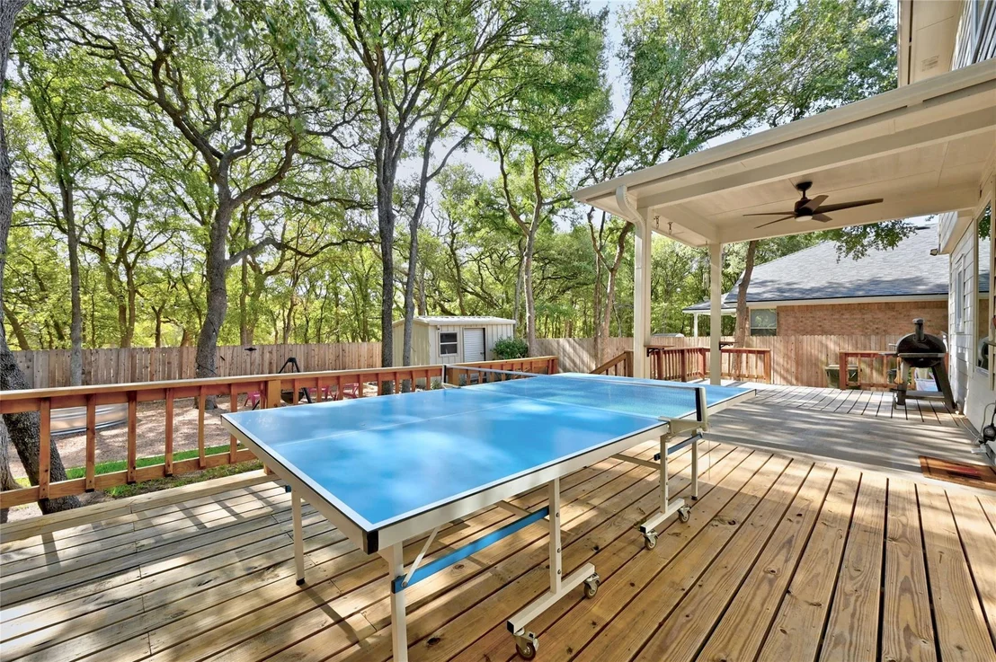 Photo of 329 Cullen BLVD